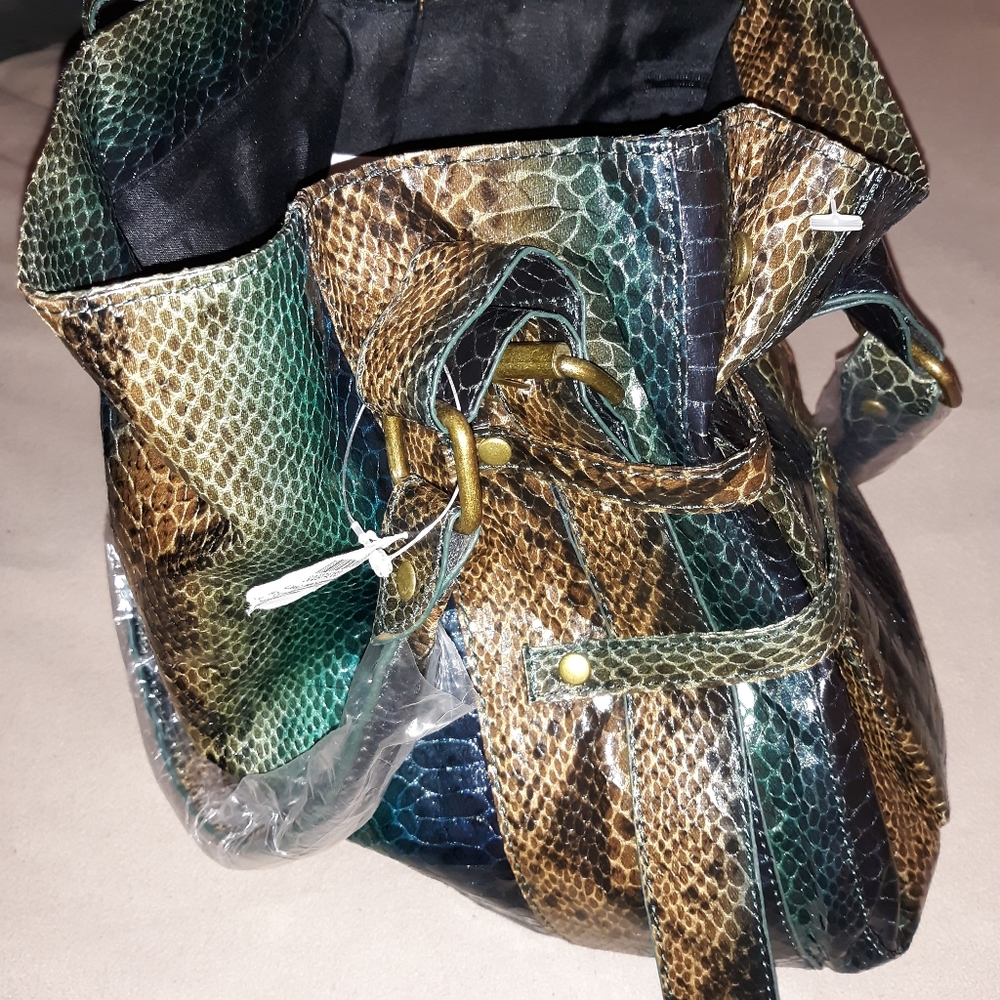 ππBeautiful Snake-print Tote Bag!π - Picture 8 of 16